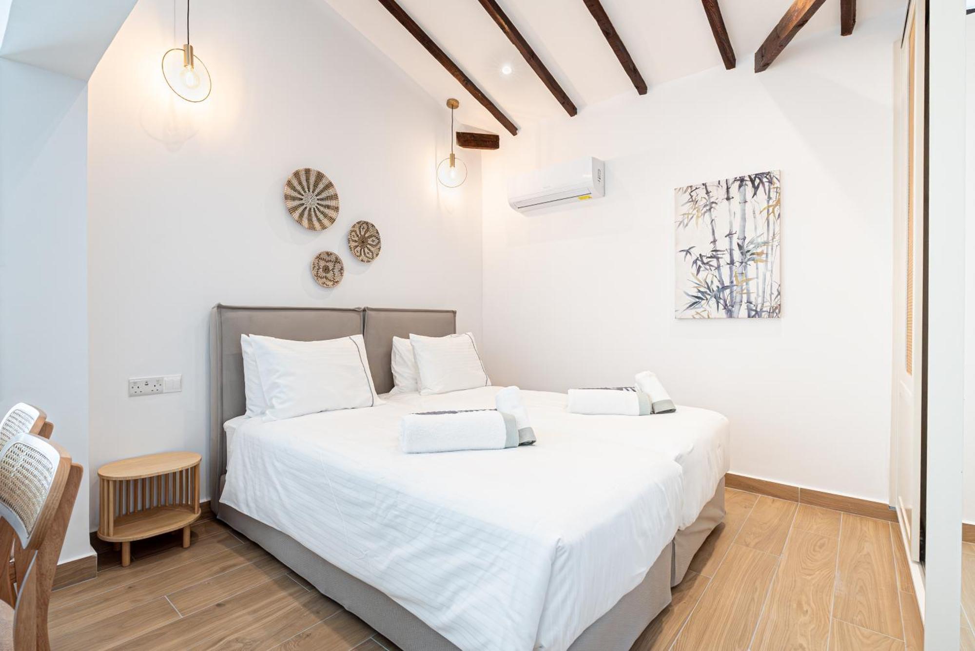 Loft Centrale Paphos Luaran gambar